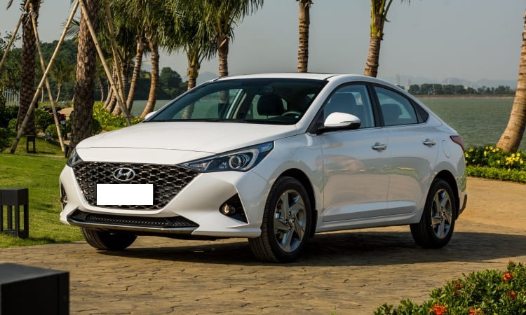 Dịch vụ cho thuê xe Hyundai Accent theo ngày, theo tháng