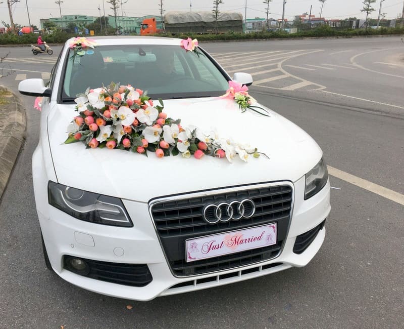 Cho thuê xe cưới - Audi RS5 mui trần