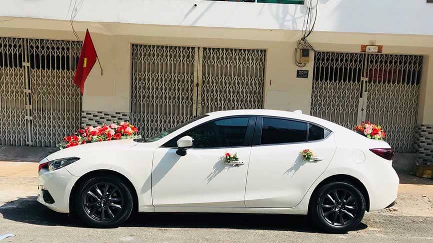 Cho thuê xe cưới Mazda - xe mới, giá tốt