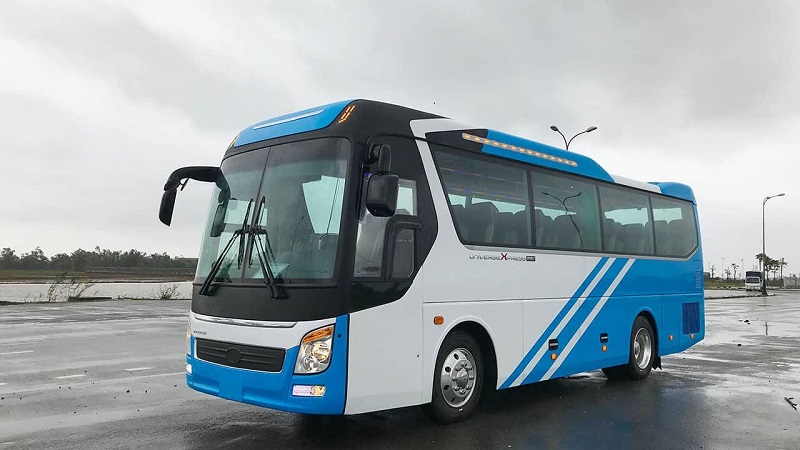 Hyundai Universe bóng hơi 2023 - Mẫu xe sang trọng, tiện nghi